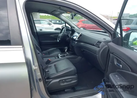 2017 Honda Ridgeline Rtl-T z USA, uszkodzony, nr VIN 5FPYK2F69HB002385